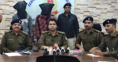 प्रेस को जानकारी देते सिटी एसपी शिवा आशीष